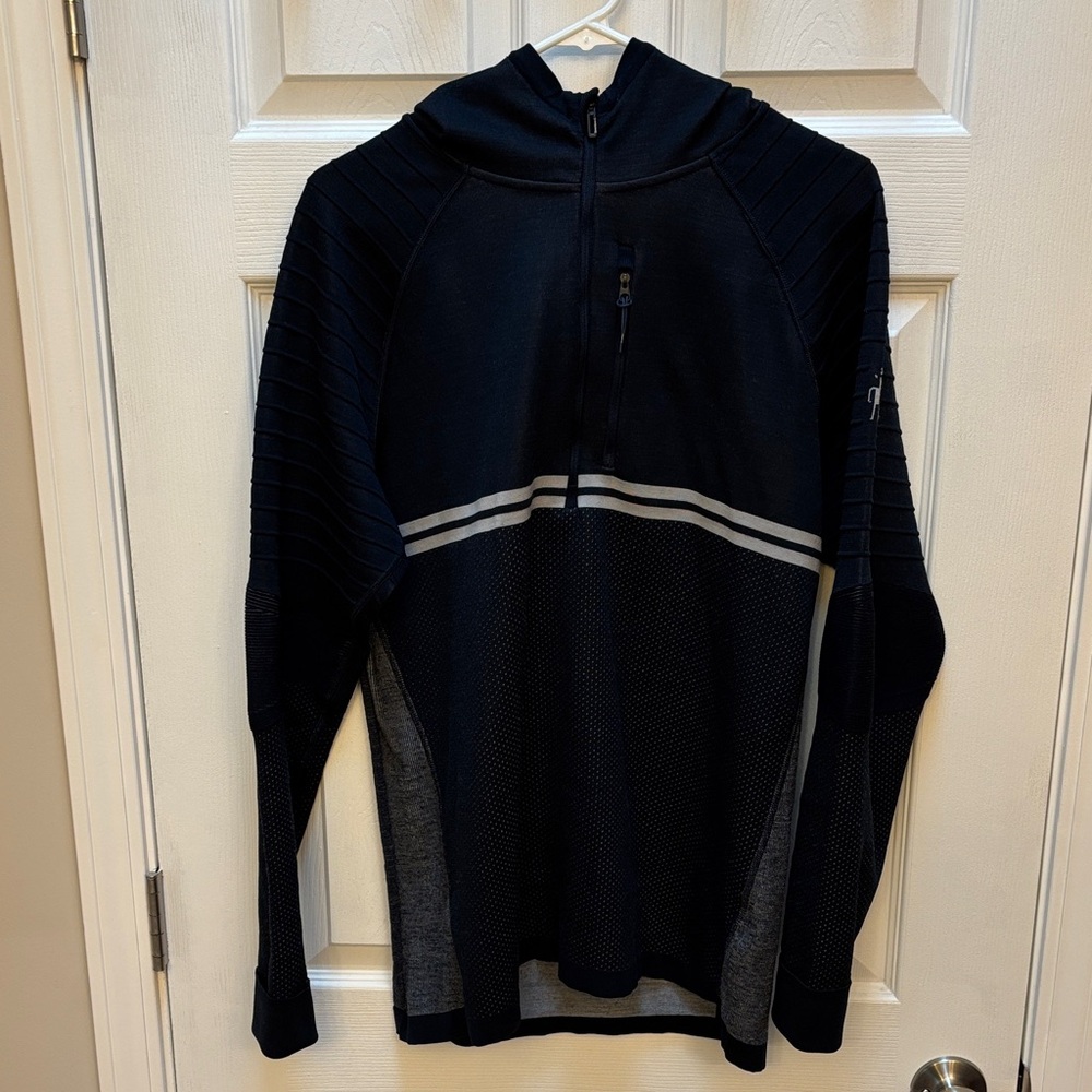 Smartwool Intraknit Navy blue hoodie